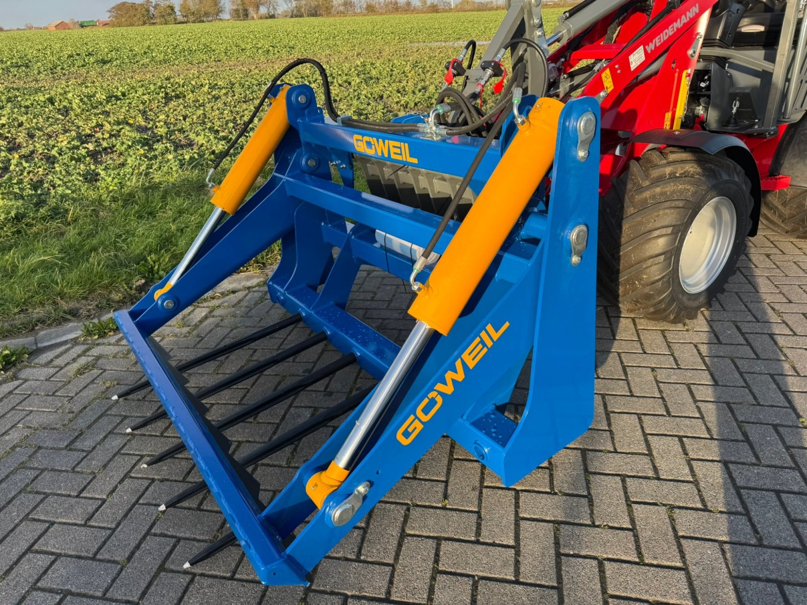 Rundballengabel του τύπου Göweil RBS, Neumaschine σε Dornum - Nesse (Φωτογραφία 19)