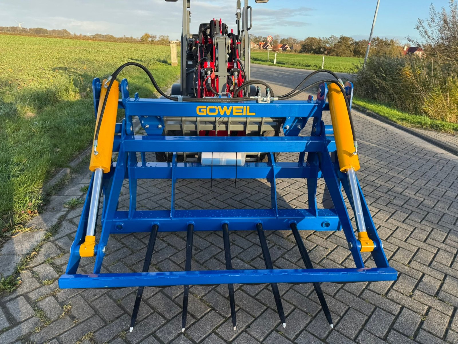 Rundballengabel του τύπου Göweil RBS, Neumaschine σε Dornum - Nesse (Φωτογραφία 20)