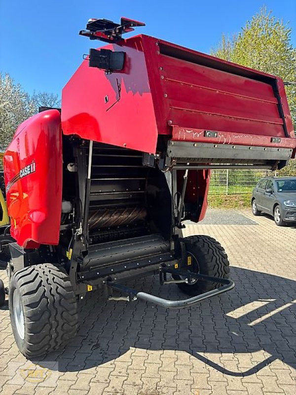 Rundballenpresse des Typs Case IH RB 344 ROTOR CUTTER, Vorführmaschine in Mühlhausen-Görmar (Bild 17)