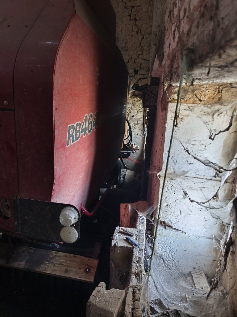 Rundballenpresse typu Case IH RB 464, Gebrauchtmaschine w Gondrecourt-le-Château (Zdjęcie 2)