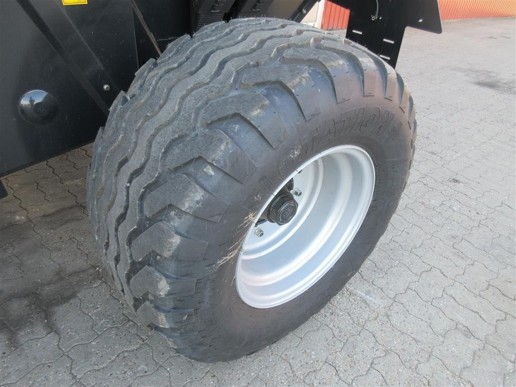 Rundballenpresse типа Case IH RB 465, Gebrauchtmaschine в Ribe (Фотография 13)