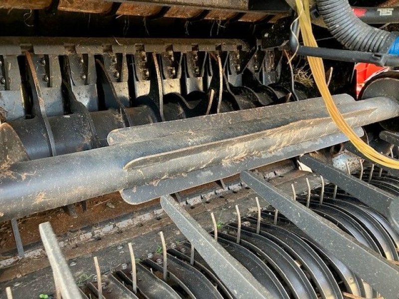 Rundballenpresse typu Case IH RB 465, Gebrauchtmaschine v SAINT NICOLAS DE PORT (Obrázek 5)