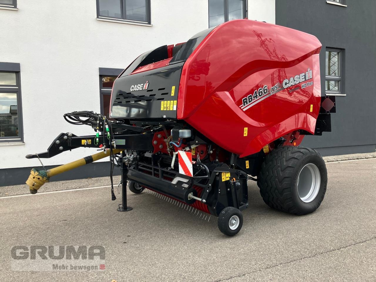 Rundballenpresse des Typs Case IH RB 466 HD PRO Cutter 25 K, Neumaschine in Friedberg-Derching (Bild 1)