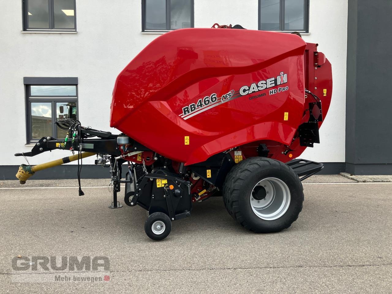 Rundballenpresse des Typs Case IH RB 466 HD PRO Cutter 25 K, Neumaschine in Friedberg-Derching (Bild 2)