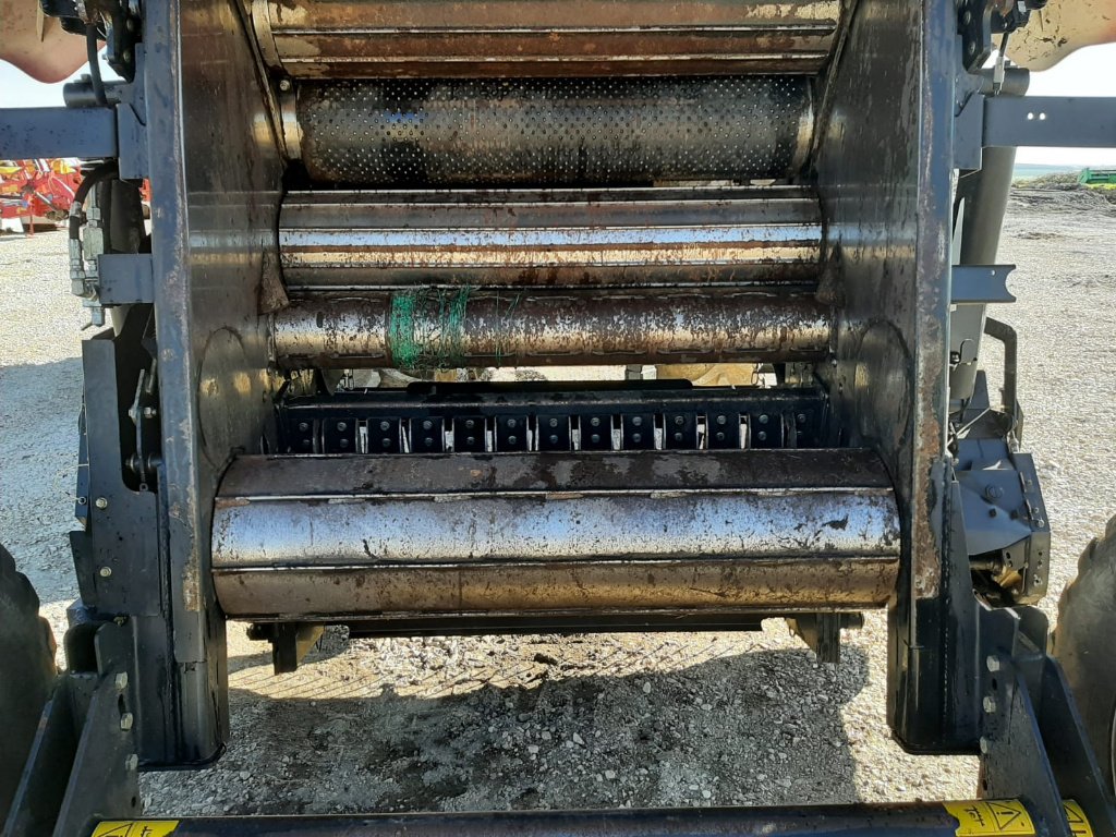 Rundballenpresse Türe ait Case IH RB455, Gebrauchtmaschine içinde SAINT LOUP (resim 9)
