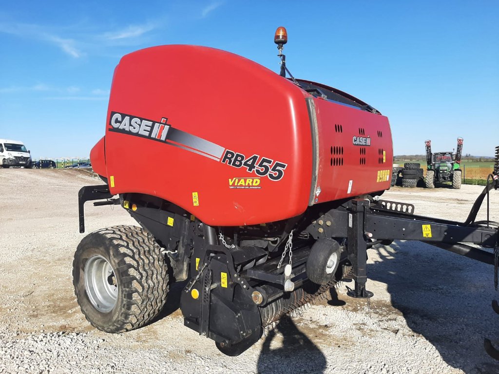 Rundballenpresse Türe ait Case IH RB455, Gebrauchtmaschine içinde SAINT LOUP (resim 1)