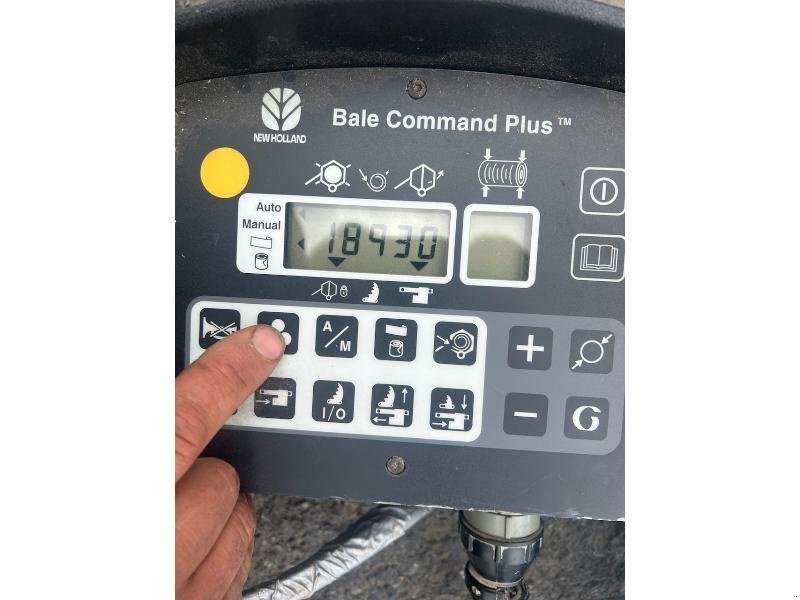 Rundballenpresse Türe ait Case IH RB464, Gebrauchtmaschine içinde Wargnies Le Grand (resim 11)