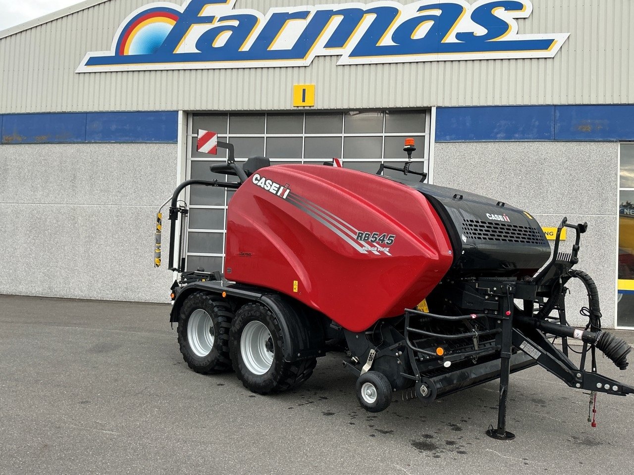 Rundballenpresse del tipo Case IH RB545 SILAGE-PACK, Gebrauchtmaschine en Farsø (Imagen 1)