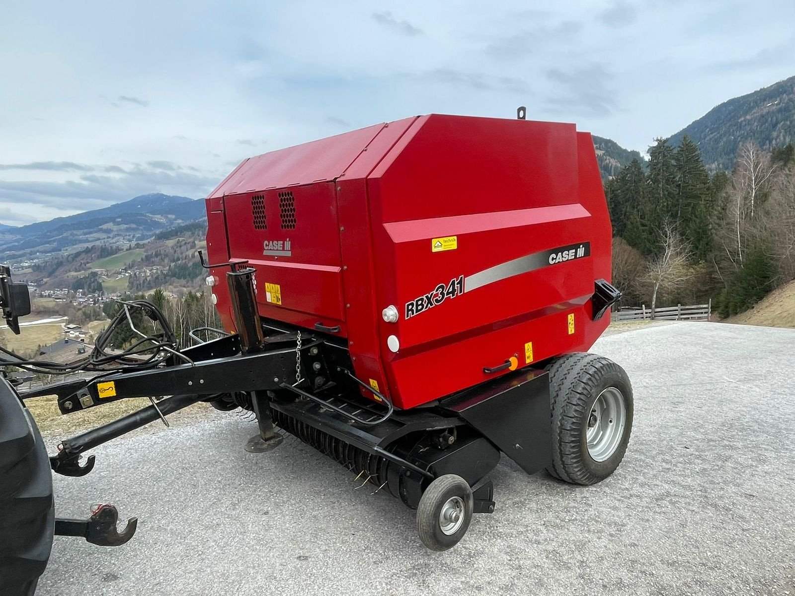Rundballenpresse от тип Case IH RBX 341, Gebrauchtmaschine в Burgkirchen (Снимка 8)