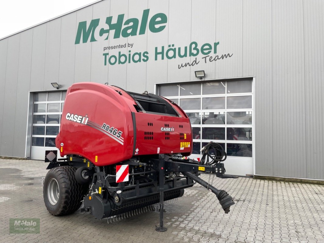 Rundballenpresse of the type Case RB 465 Isobus, Gebrauchtmaschine in Borgholzhausen (Picture 1)