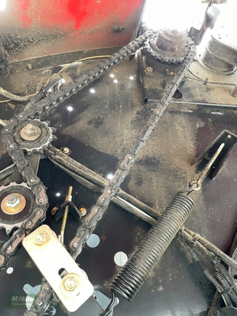 Rundballenpresse of the type Case RB 465 Isobus, Gebrauchtmaschine in Borgholzhausen (Picture 23)