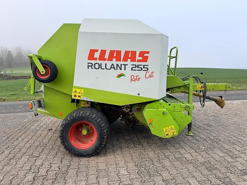 Rundballenpresse of the type CLAAS 255 Rollant RC  RotoCut, Gebrauchtmaschine in Steinau  (Picture 2)