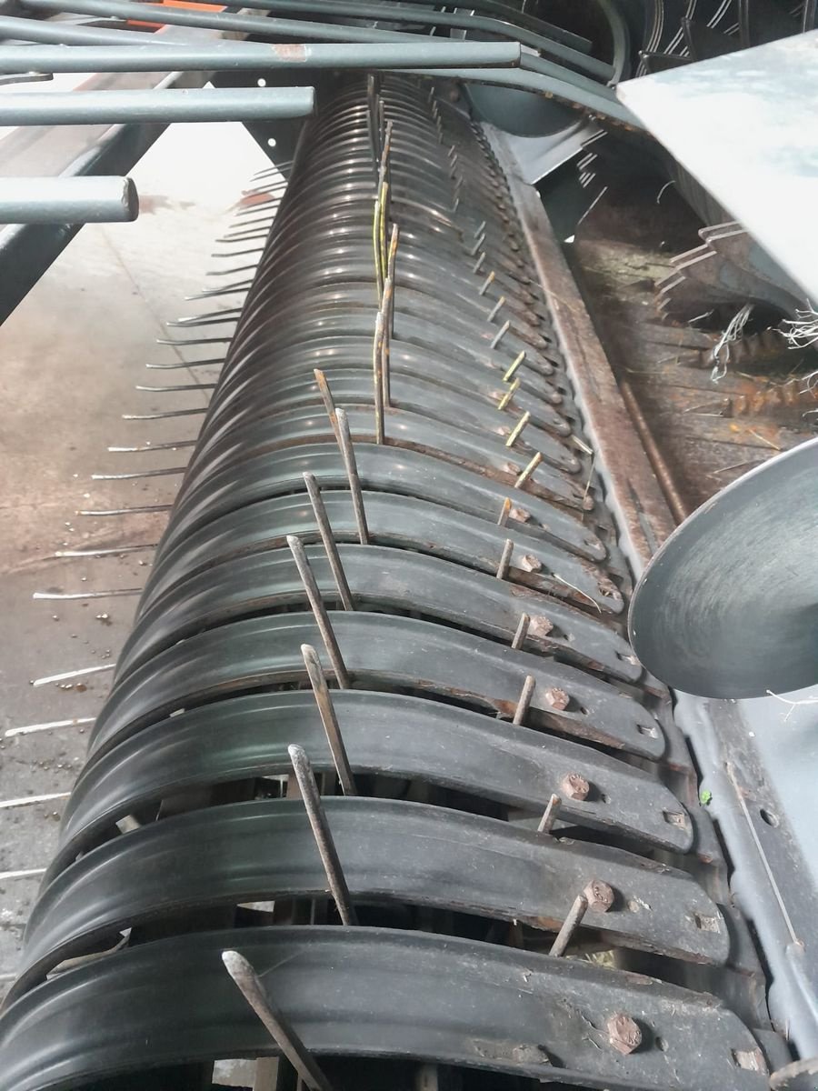 Rundballenpresse typu CLAAS Claas Rollant 354, Gebrauchtmaschine v Hopfgarten (Obrázek 5)