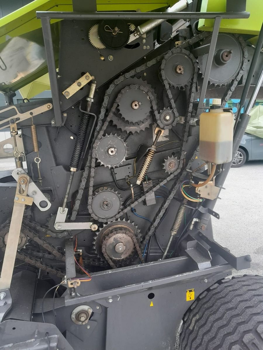 Rundballenpresse typu CLAAS Claas Rollant 354, Gebrauchtmaschine v Hopfgarten (Obrázek 8)