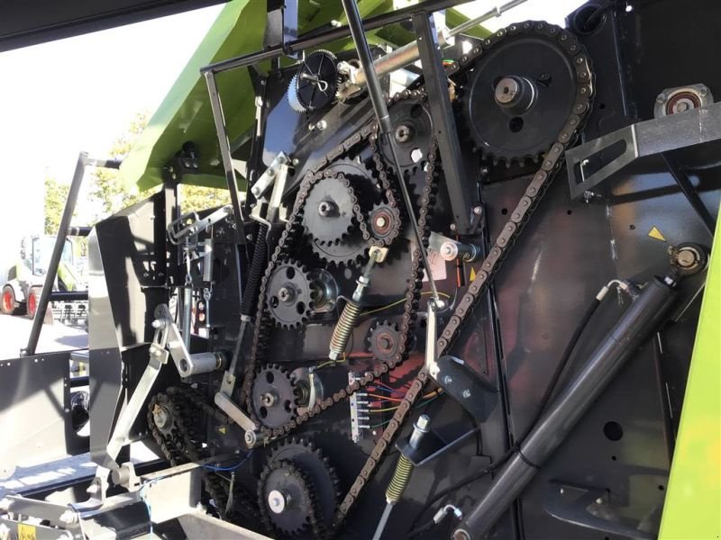 Rundballenpresse tip CLAAS PRESSE ROLLANT 520 RC, Gebrauchtmaschine in Plessa (Poză 14)