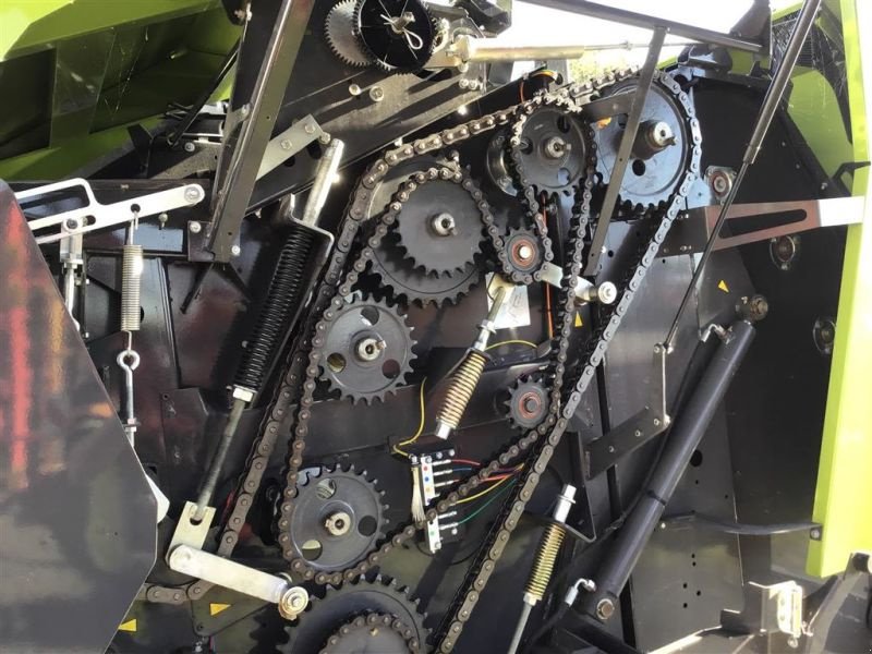 Rundballenpresse tip CLAAS PRESSE ROLLANT 520 RC, Gebrauchtmaschine in Plessa (Poză 15)