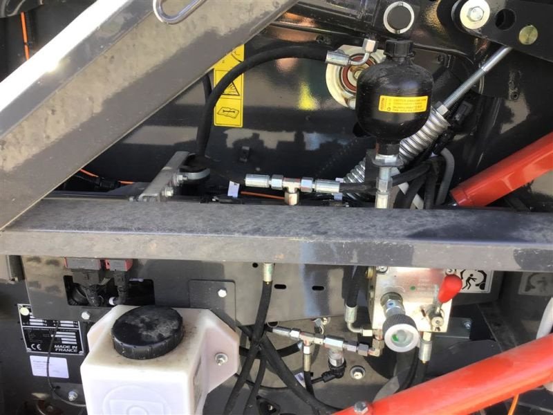 Rundballenpresse tip CLAAS PRESSE ROLLANT 520 RC, Gebrauchtmaschine in Plessa (Poză 11)
