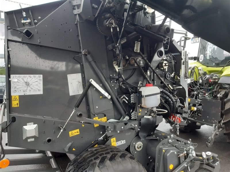Rundballenpresse tip CLAAS PRESSE VARIANT 560 RC PRO, Neumaschine in Grimma (Poză 6)
