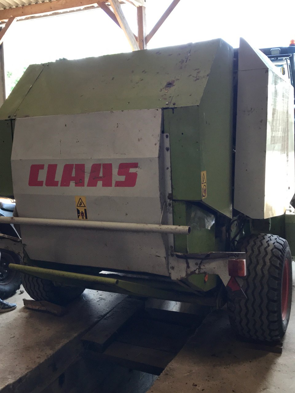 Rundballenpresse des Typs CLAAS Rolland 250 roto cut AVEC MPS, Gebrauchtmaschine in MORLHON LE HAUT (Bild 2)