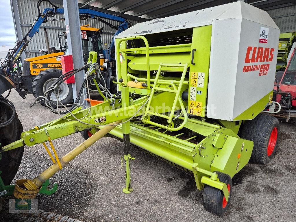 Rundballenpresse типа CLAAS ROLLAND 250, Gebrauchtmaschine в Klagenfurt (Фотография 1)