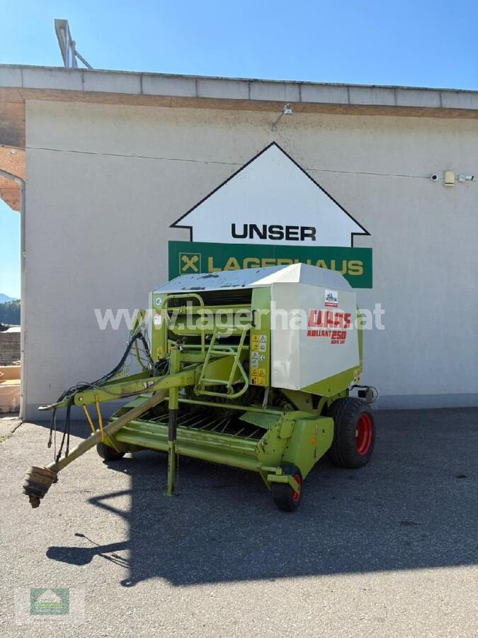 Rundballenpresse типа CLAAS ROLLAND 250, Gebrauchtmaschine в Klagenfurt (Фотография 13)
