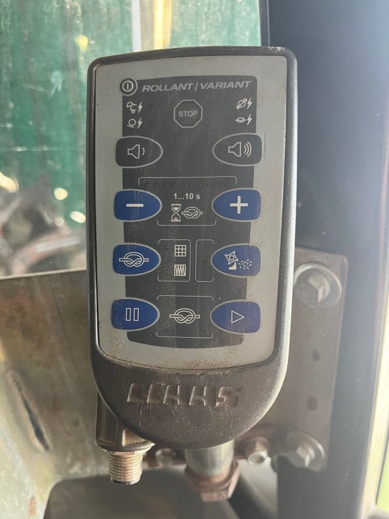 Rundballenpresse typu CLAAS ROLLAND 340, Gebrauchtmaschine v VERNOUX EN VIVARAIS (Obrázek 2)