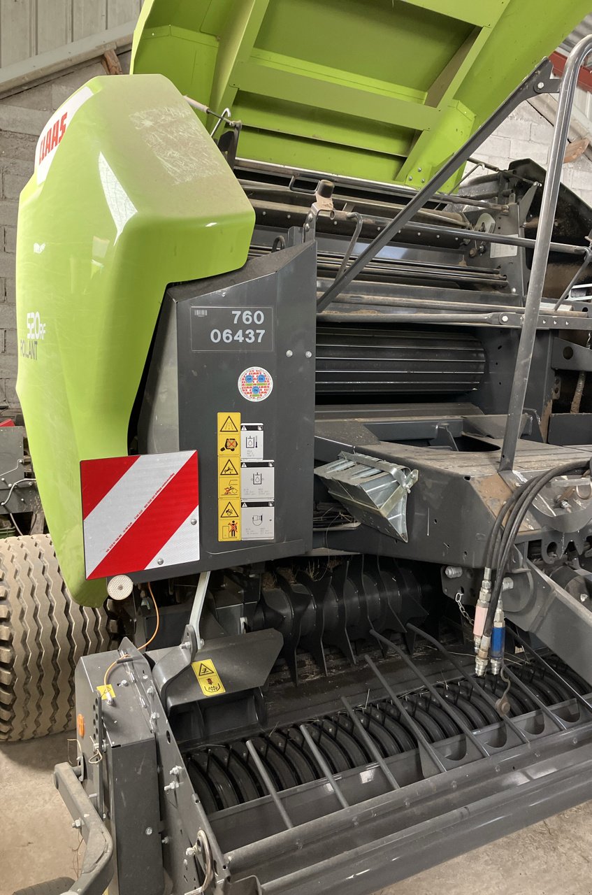 Rundballenpresse des Typs CLAAS Rolland 520 rf, Gebrauchtmaschine in MORLHON LE HAUT (Bild 2)