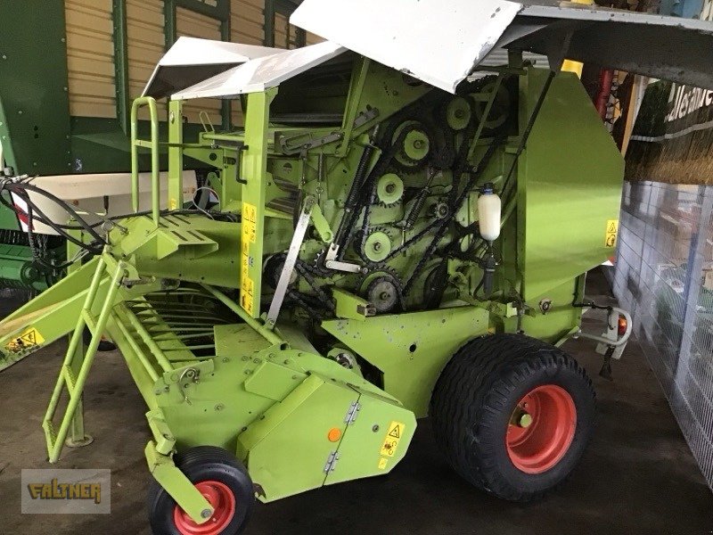 Rundballenpresse typu CLAAS Rollant 250 Roto Cut, Gebrauchtmaschine v Büchlberg (Obrázek 3)