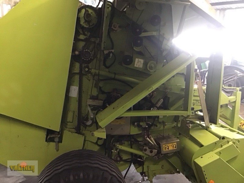 Rundballenpresse typu CLAAS Rollant 250 Roto Cut, Gebrauchtmaschine v Büchlberg (Obrázek 4)
