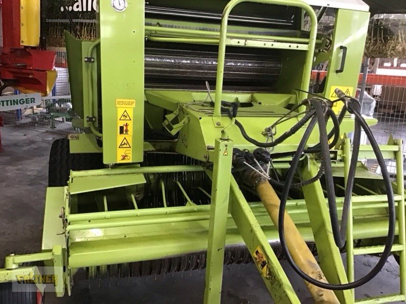 Rundballenpresse typu CLAAS Rollant 250 Roto Cut, Gebrauchtmaschine v Büchlberg (Obrázek 5)