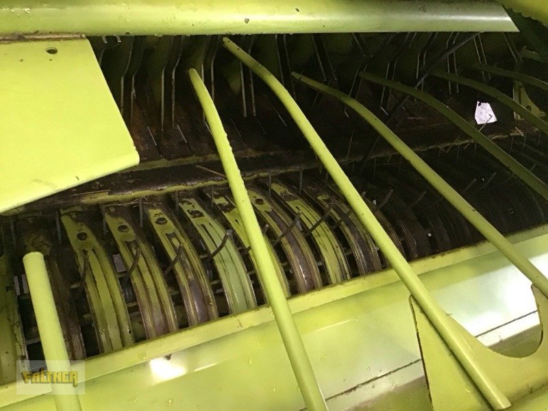 Rundballenpresse typu CLAAS Rollant 250 Roto Cut, Gebrauchtmaschine v Büchlberg (Obrázek 6)