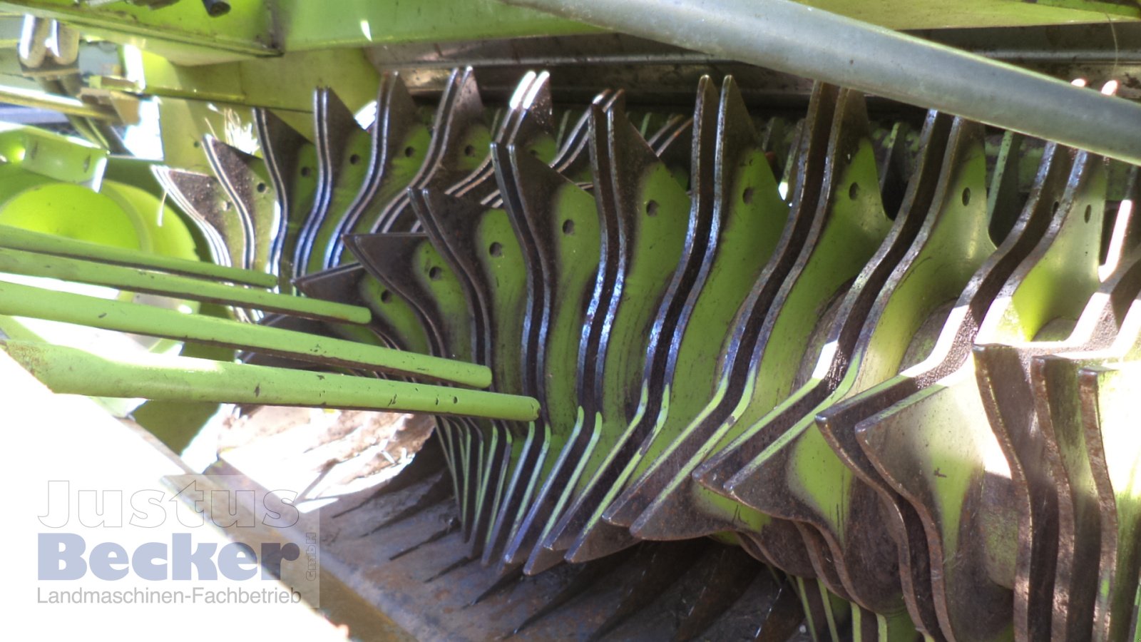 Rundballenpresse typu CLAAS Rollant 255 RC Uniwrap, Gebrauchtmaschine v Weimar-Niederwalgern (Obrázek 12)