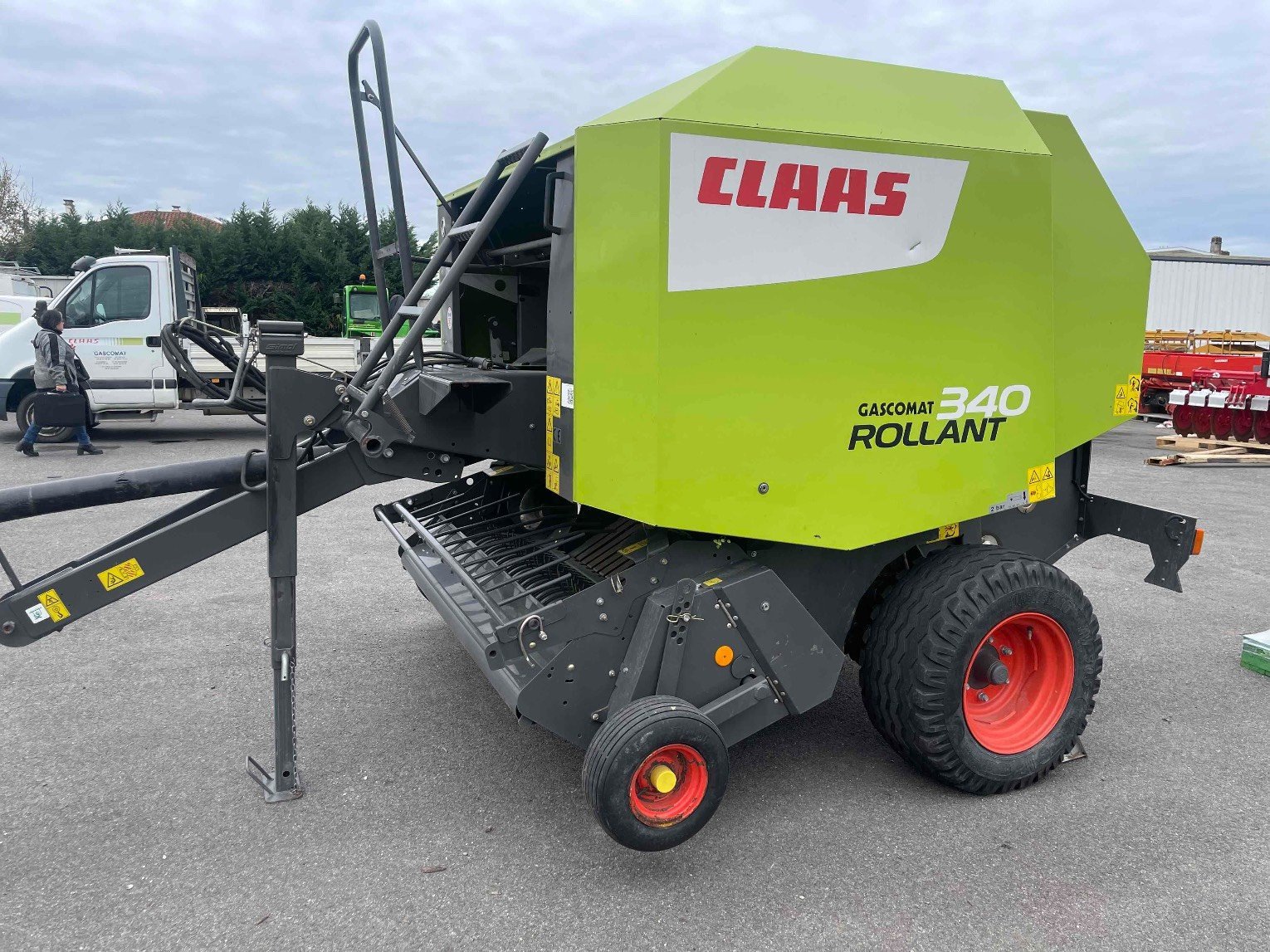 Rundballenpresse del tipo CLAAS ROLLANT 340 PU 1,85 M, Gebrauchtmaschine In ORLEIX (Immagine 4)