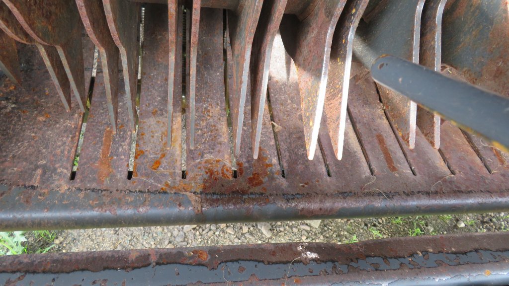 Rundballenpresse του τύπου CLAAS ROLLANT 340 RC, Gebrauchtmaschine σε MORLHON LE HAUT (Φωτογραφία 9)