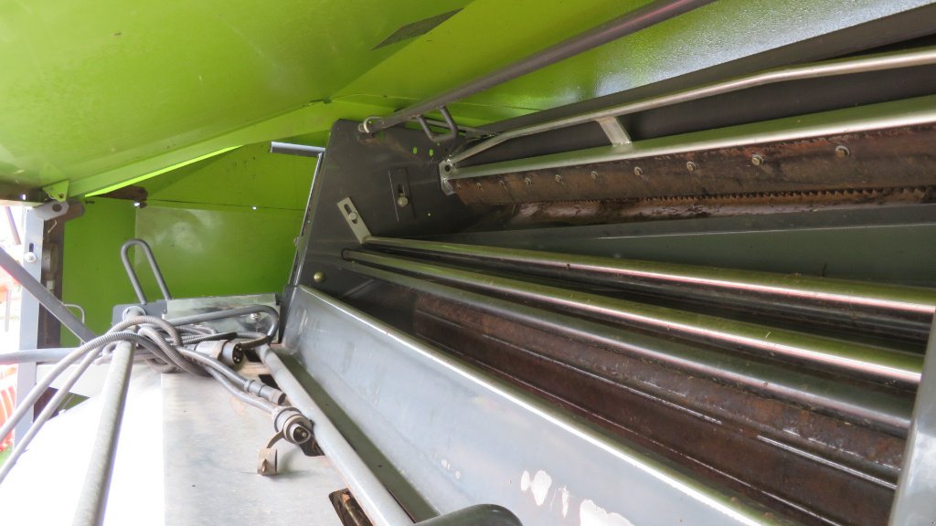 Rundballenpresse του τύπου CLAAS ROLLANT 340 RC, Gebrauchtmaschine σε MORLHON LE HAUT (Φωτογραφία 10)