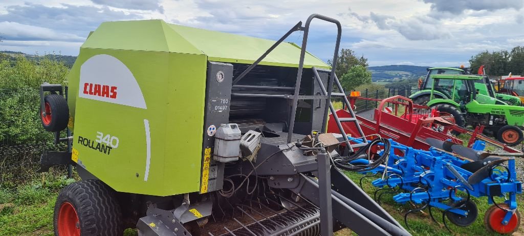 Rundballenpresse του τύπου CLAAS ROLLANT 340, Gebrauchtmaschine σε ST MARTIN EN HAUT (Φωτογραφία 1)