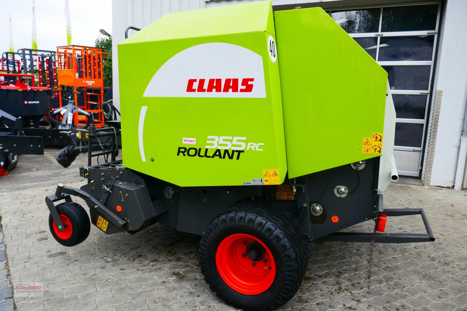 Rundballenpresse del tipo CLAAS Rollant 355 RC, Gebrauchtmaschine In Dorfen (Immagine 1)