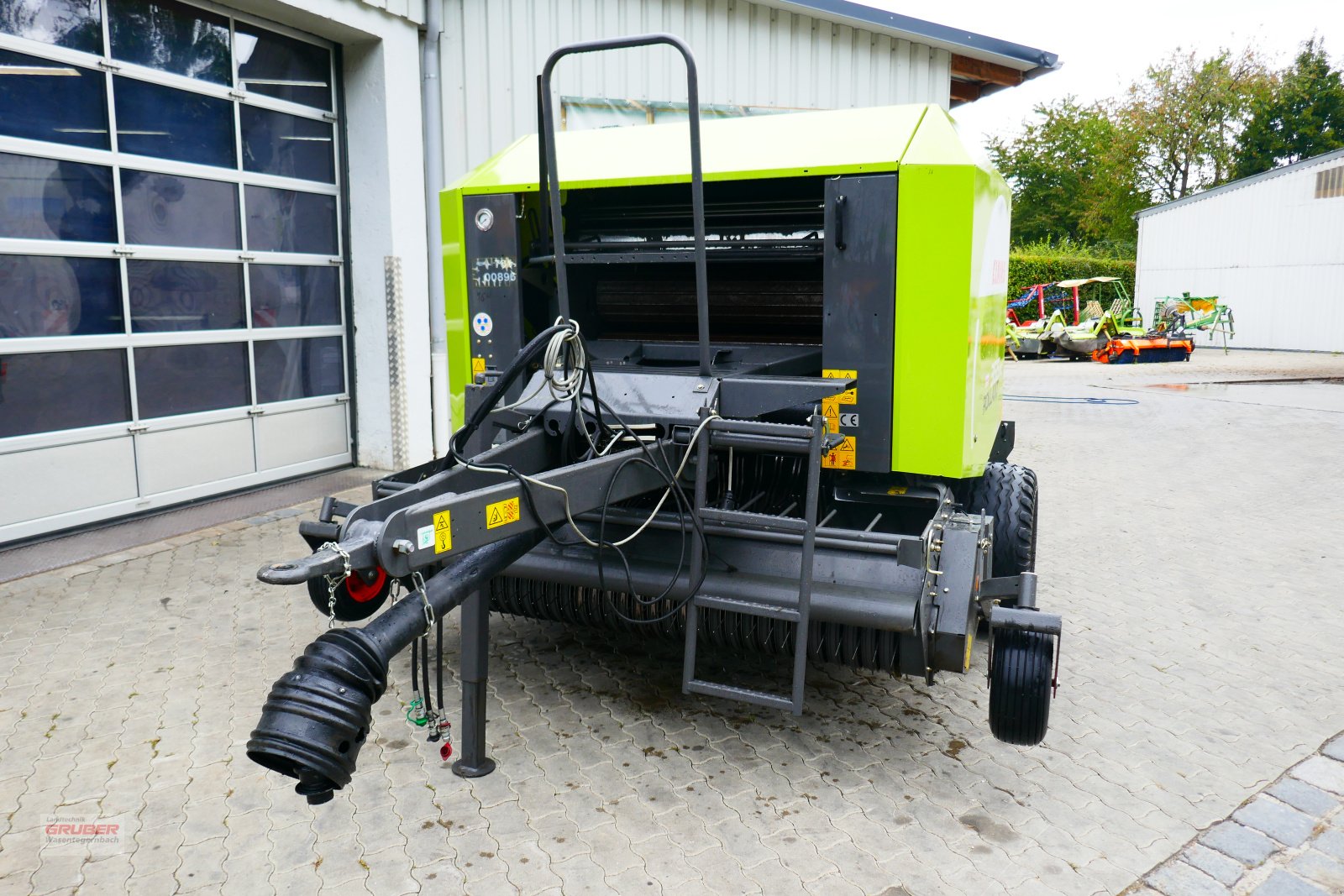 Rundballenpresse del tipo CLAAS Rollant 355 RC, Gebrauchtmaschine In Dorfen (Immagine 2)