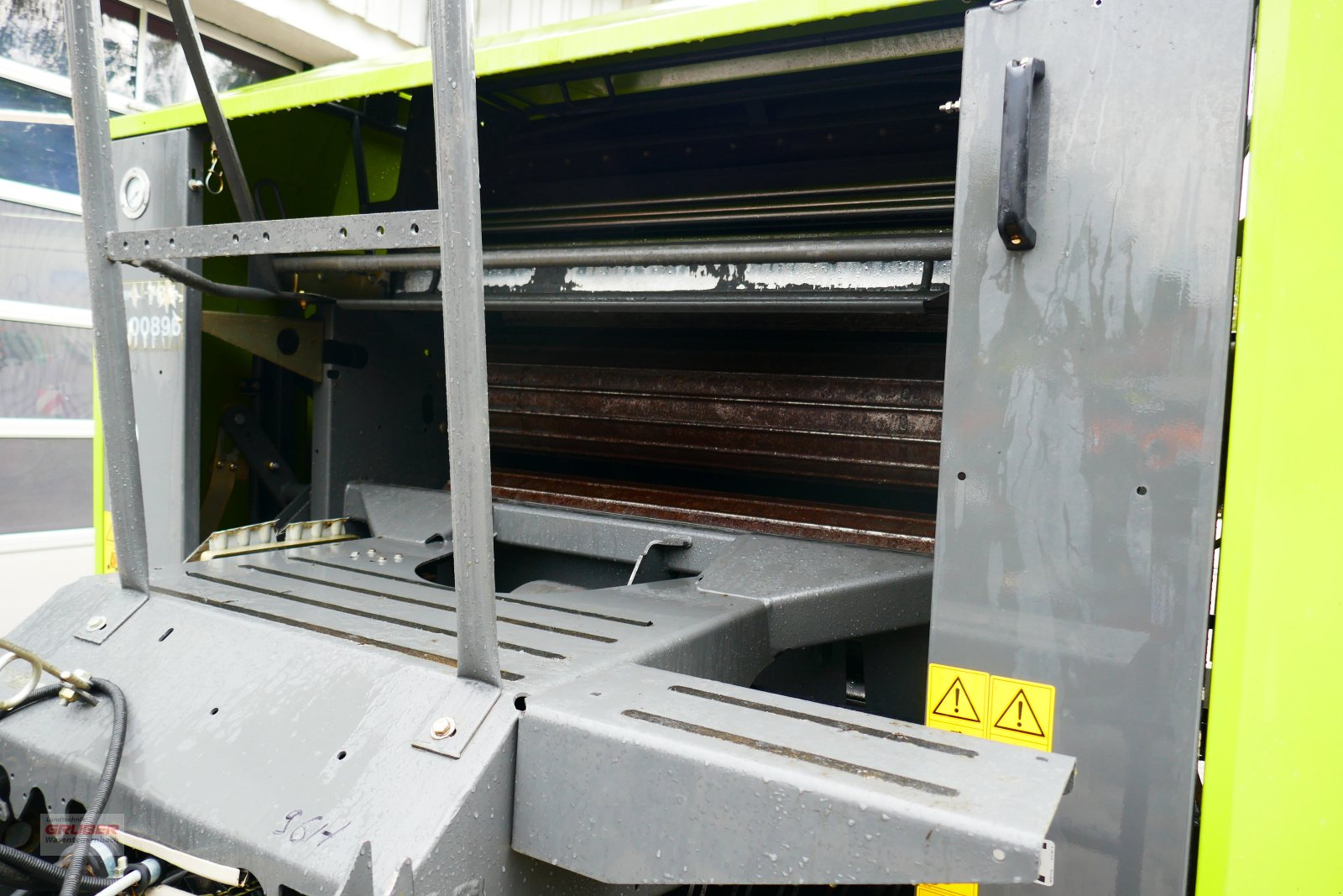 Rundballenpresse del tipo CLAAS Rollant 355 RC, Gebrauchtmaschine In Dorfen (Immagine 10)