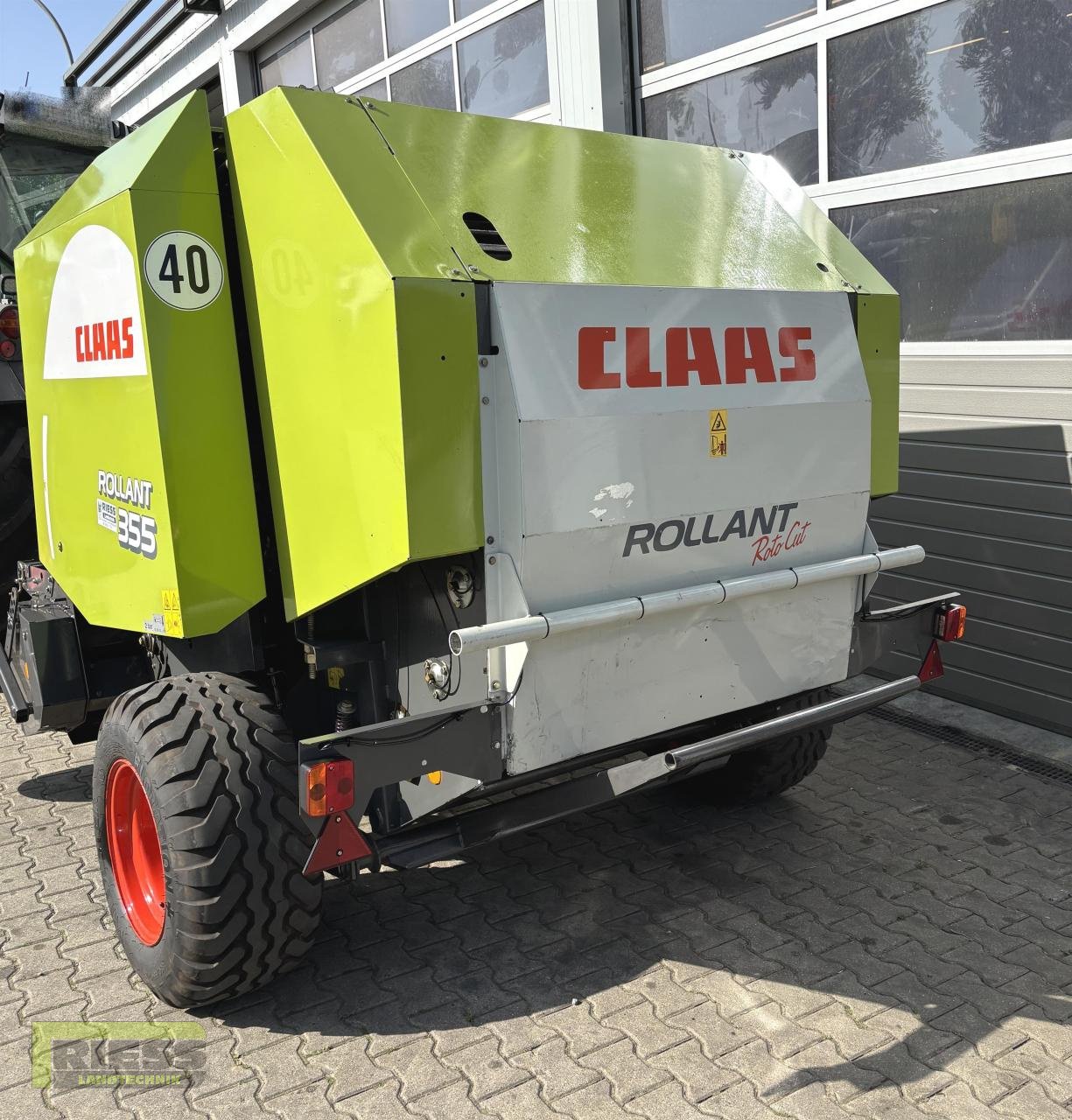 Rundballenpresse typu CLAAS ROLLANT 355 Roto Cut, Gebrauchtmaschine v Homberg/Ohm - Maulbach (Obrázek 3)