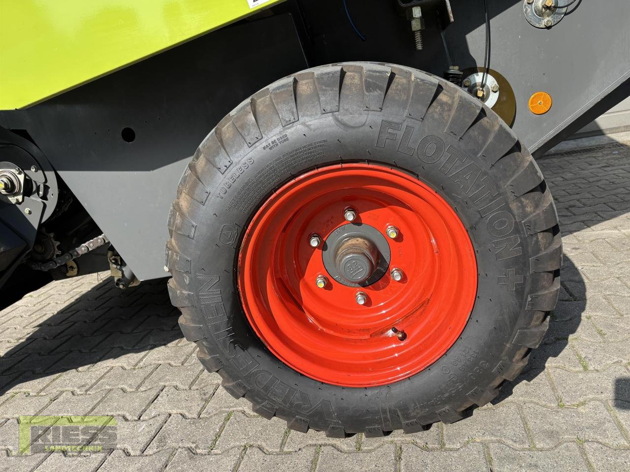 Rundballenpresse typu CLAAS ROLLANT 355 Roto Cut, Gebrauchtmaschine v Homberg/Ohm - Maulbach (Obrázek 12)