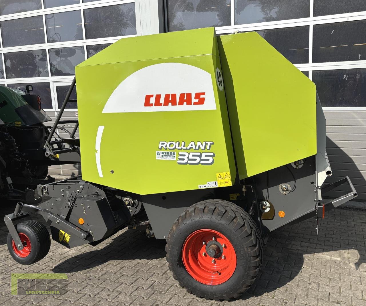 Rundballenpresse typu CLAAS ROLLANT 355 Roto Cut, Gebrauchtmaschine v Homberg/Ohm - Maulbach (Obrázek 20)