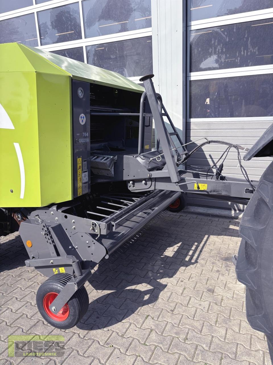 Rundballenpresse typu CLAAS ROLLANT 355 Roto Cut, Gebrauchtmaschine v Homberg/Ohm - Maulbach (Obrázek 21)