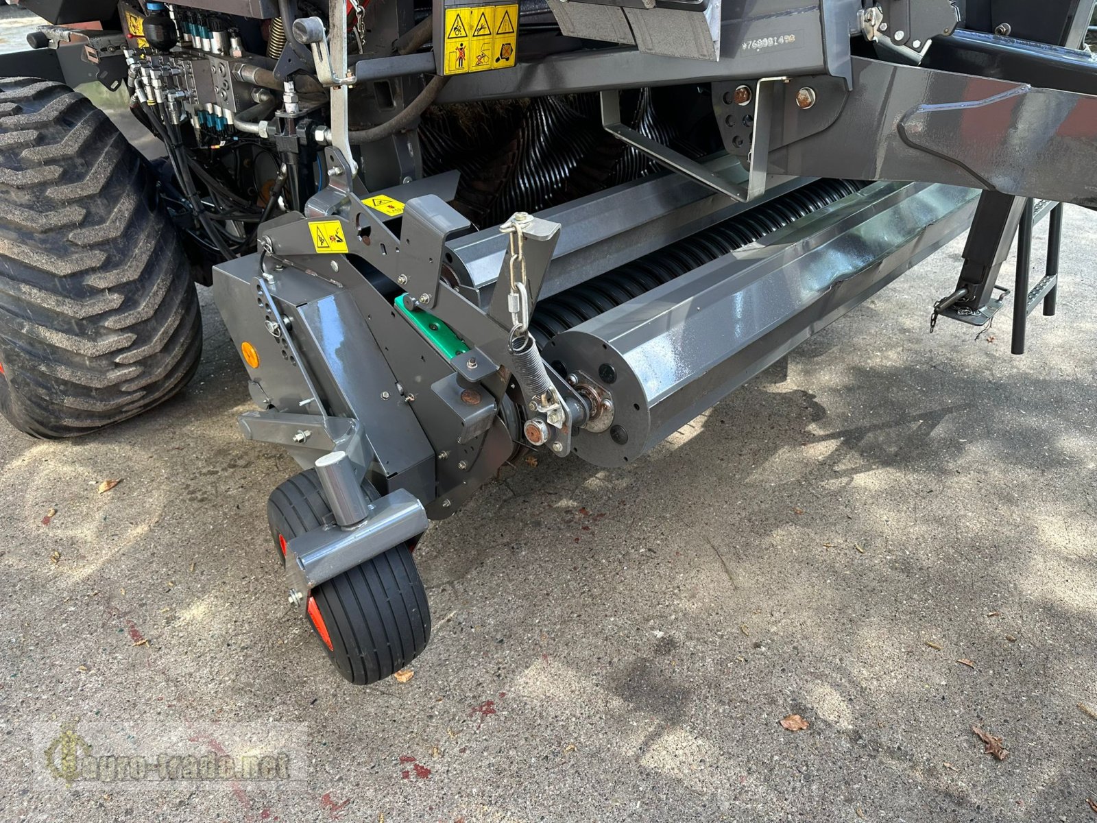 Rundballenpresse типа CLAAS Rollant 454 RC, Gebrauchtmaschine в Ellerdorf (Фотография 9)