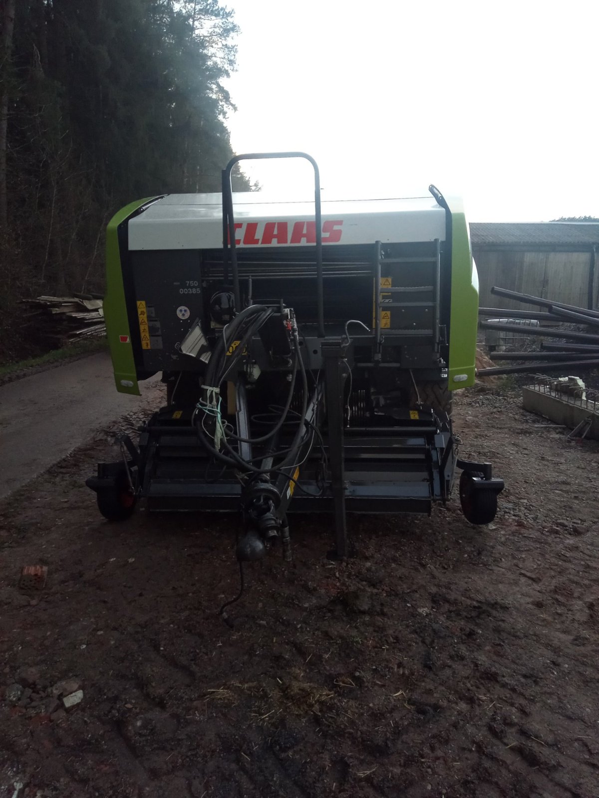 Rundballenpresse типа CLAAS Rollant 455 RC Uniwrap, Gebrauchtmaschine в Creußen (Фотография 3)