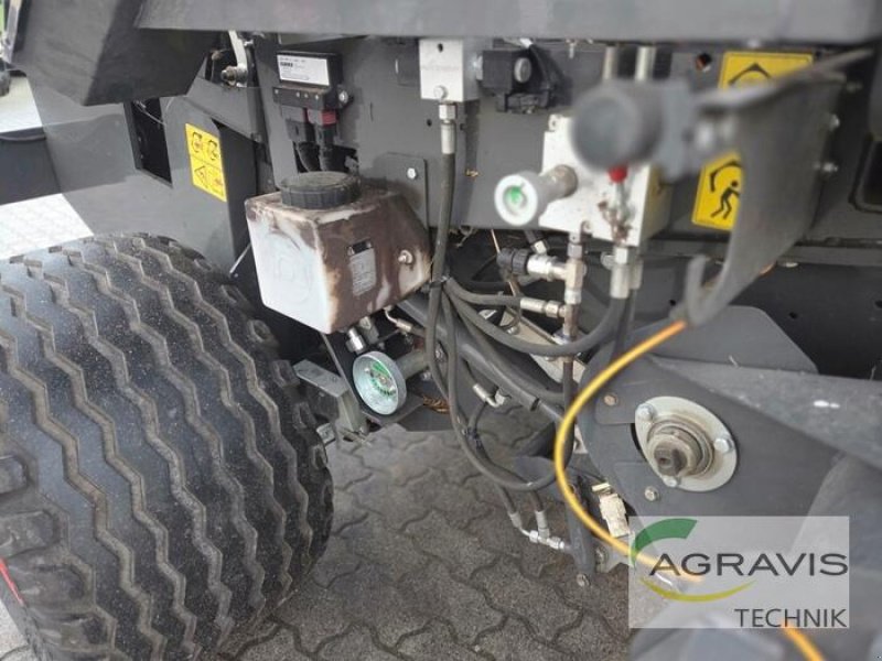 Rundballenpresse типа CLAAS ROLLANT 520 RC, Gebrauchtmaschine в Calbe / Saale (Фотография 15)