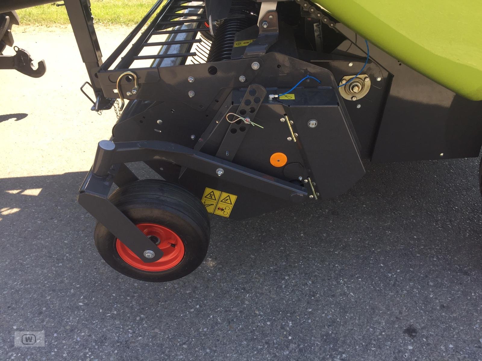 Rundballenpresse of the type CLAAS ROLLANT 520 RC, Neumaschine in Zell an der Pram (Picture 8)