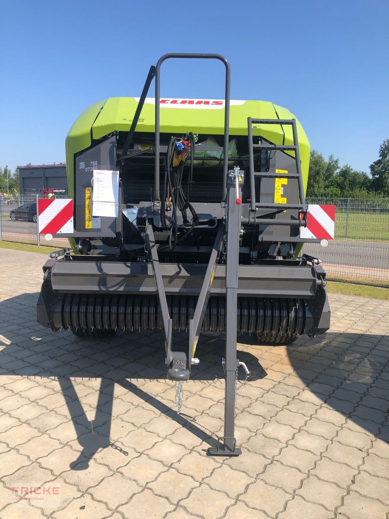 Rundballenpresse des Typs CLAAS Rollant 520 RC, Neumaschine in Bockel - Gyhum (Bild 2)