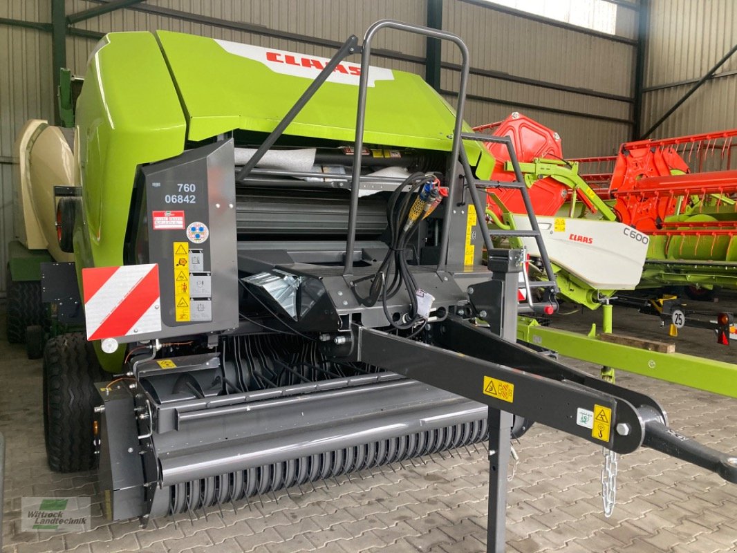 Rundballenpresse des Typs CLAAS Rollant 520 RC, Neumaschine in Rhede / Brual (Bild 2)