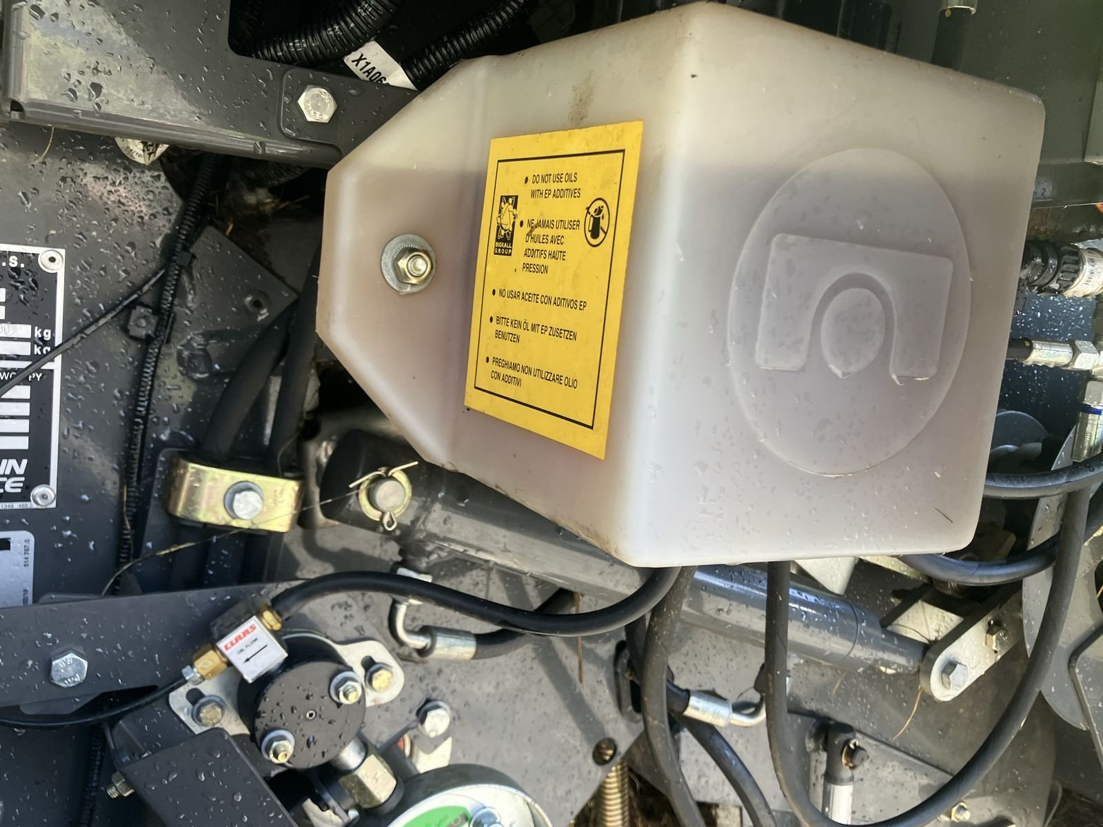 Rundballenpresse типа CLAAS ROLLANT 520 RC, Gebrauchtmaschine в Villach (Фотография 11)